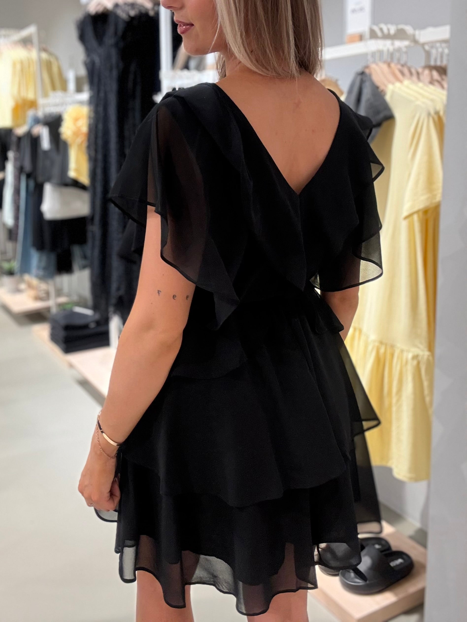 VIERIKA Short Dress - Black